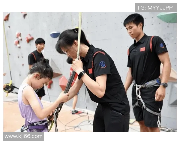 科学攀岩状态训练方法探索与实践提升攀岩表现的有效策略