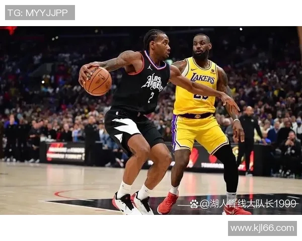 快船与湖人激战12月赛季对决星光璀璨的洛杉矶篮球盛宴