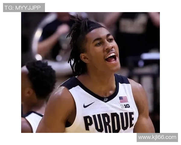 杰登艾维如何在NBA赛场上展现出惊人的潜力与才华