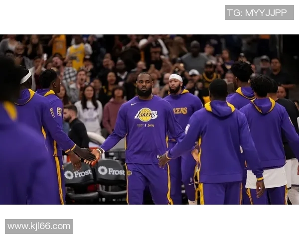 步行者与快船对决前瞻分析双方阵容状态及战术布置探讨 步行者与快船对决前瞻分析双方阵容状态及战术布置探讨