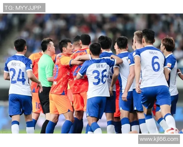 横滨水手与鸟砂岩激战正酣精彩对决引发球迷热议