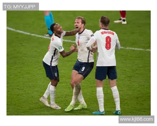 激情碰撞足球葡萄牙与意大利的巅峰对决引发全球关注 激情碰撞足球葡萄牙与意大利的巅峰对决引发全球关注