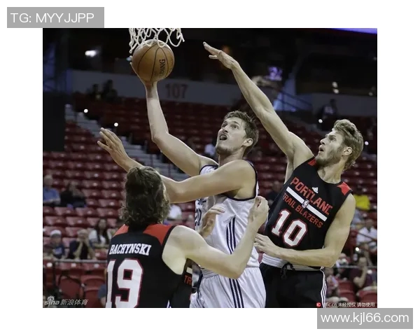 骑士与爵士精彩对决全场比赛视频回顾与精彩瞬间分析 骑士与爵士精彩对决全场比赛视频回顾与精彩瞬间分析