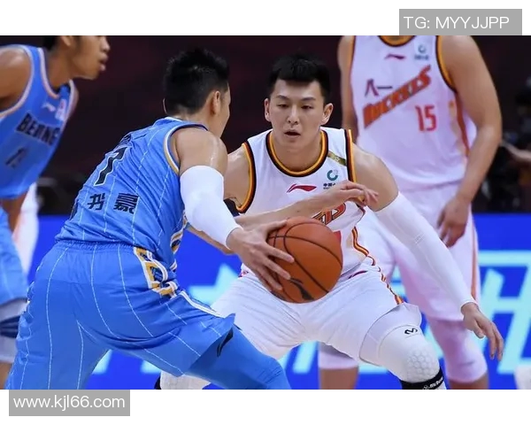 CBA八一对阵山东精彩直播回顾与赛后分析全程解读 CBA八一对阵山东精彩直播回顾与赛后分析全程解读