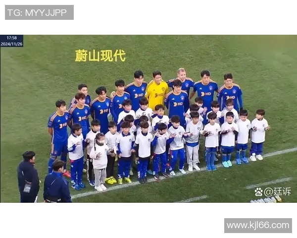 上海上岗与蔚山现代的激烈对决谁能在亚冠赛场上笑到最后